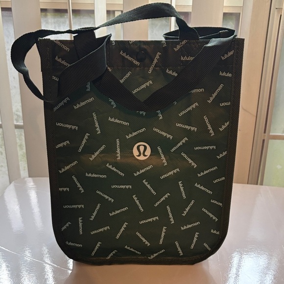 lululemon athletica Green and Black Logo Reusable Tote - Picture 1 of 7